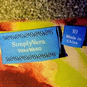 Simply VERA VERA WANG Silky floral sheath dress Size 10, mint condition